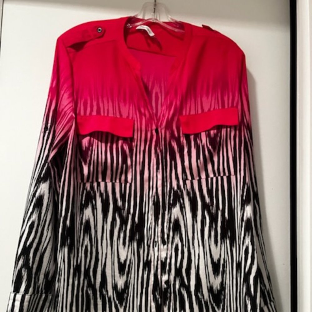 COPY - NEW Calvin Klein Neon Hot Pink Ombre Animal Print Long Sleeve Button Dow…